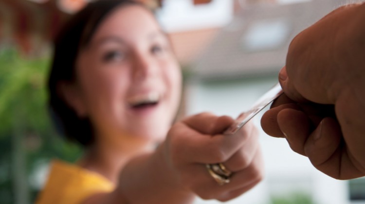 5 Ways to Boost Your Chances of Getting a Business Credit Card